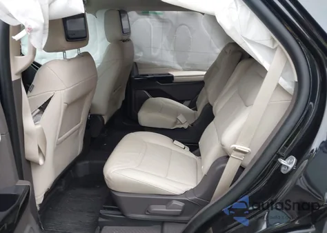 2023 Ford Explorer Platinum z USA, uszkodzony, nr VIN 1FM5K8HC3PGA25629